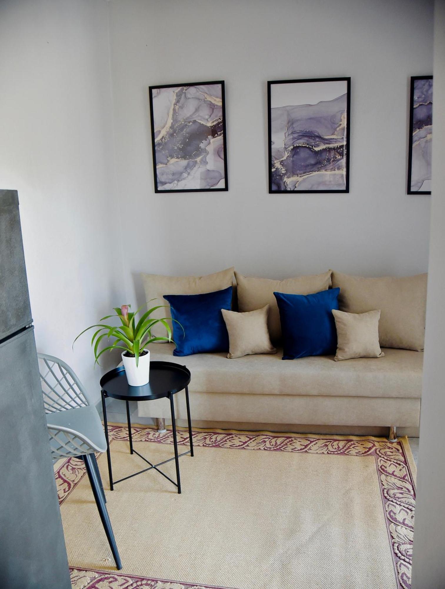 Room Nine 9 Beachfront Apartments Nea Kallikrateia Bagian luar foto